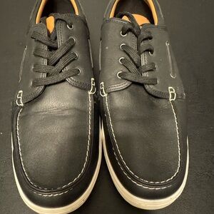 Kohl's Black Leather Boat Shoes